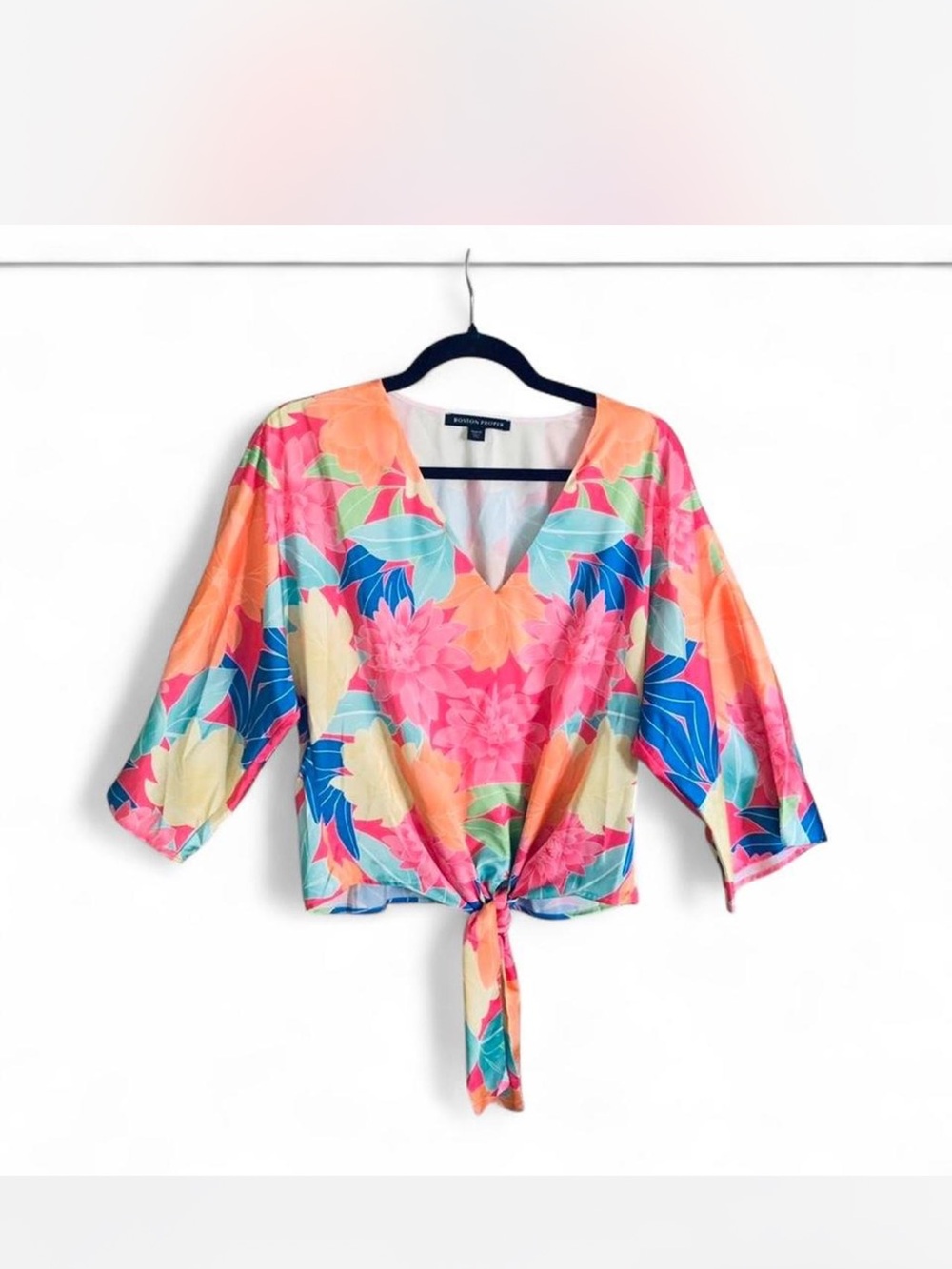 Boston Proper Coral & Pink Tropical Tie-Front V-Neck Blouse size XS (runs large)